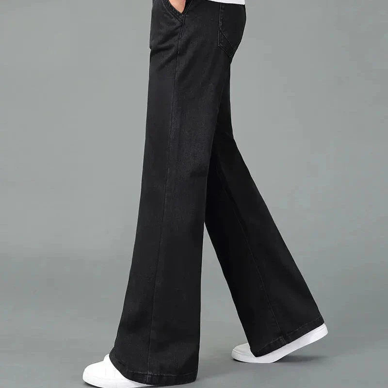 Dan Wellington Flare Boot-Cut Jeans