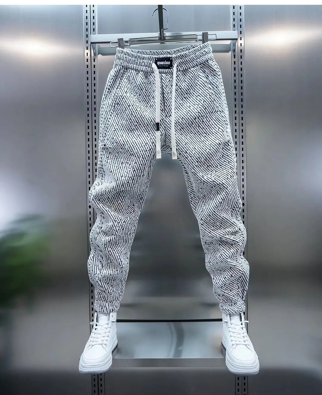 EMBERON TAPERED JOGGER