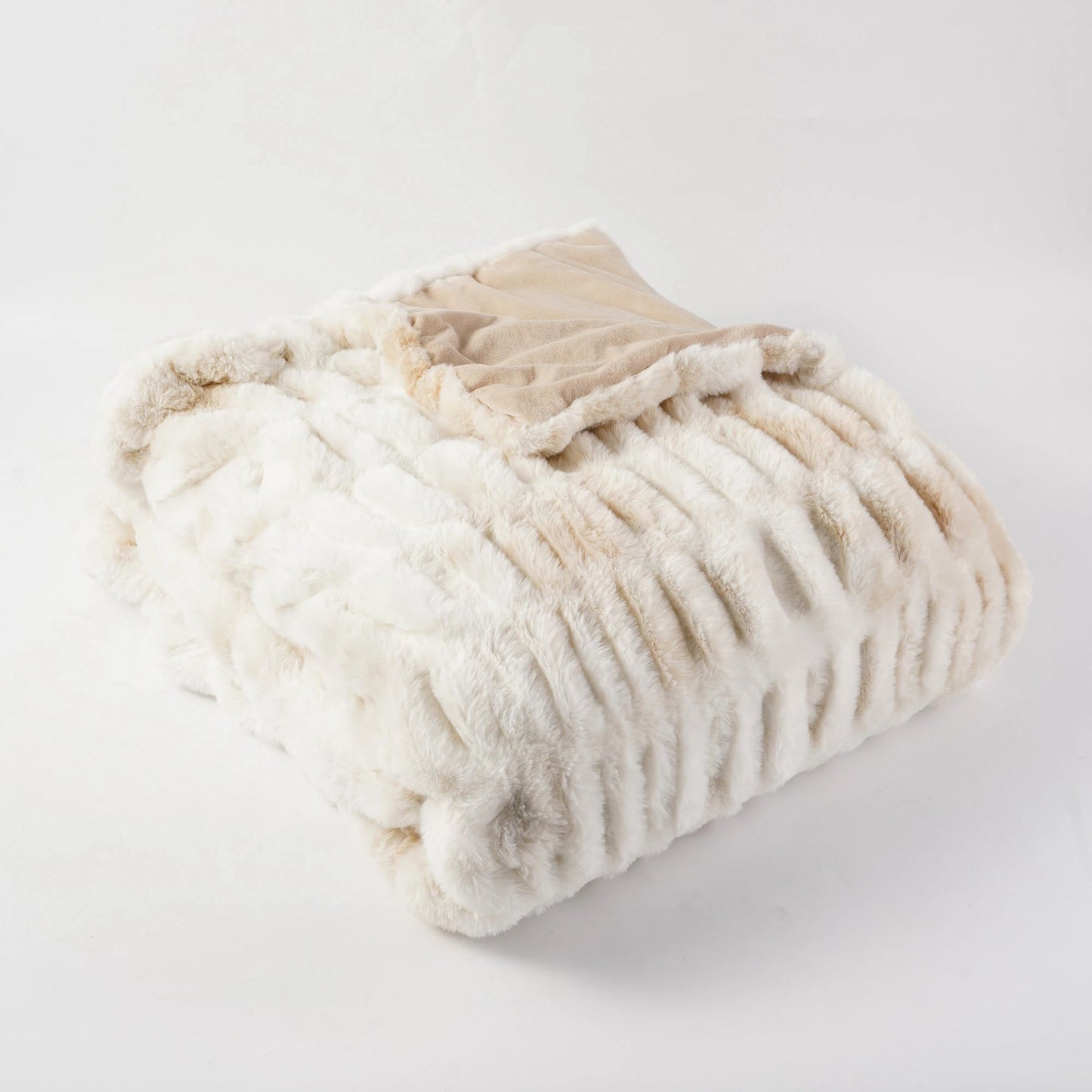 Heritage Plush Quilted Blanket